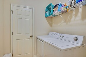 Lanai + Pool: Family-friendly Home in Cape Coral