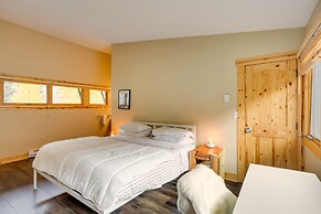 Vail Condo ~ 4 Mi to Vail Mountain Resort!