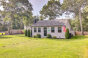Lovely Dennis Cottage - Walk to Beach!