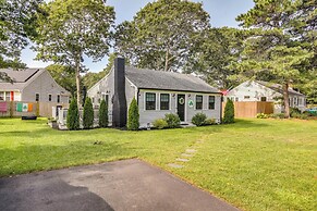 Lovely Dennis Cottage - Walk to Beach!