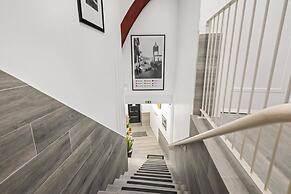Tanoeiros Residence by An Island Apart