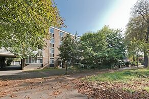 Botanical Bliss Near Kew Gardens by Underthedoormat