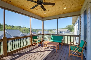 Quiet Weaverville Home w/ Screened-in Porch!