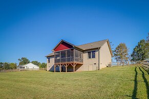 Quiet Weaverville Home w/ Screened-in Porch!