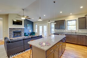 Quiet Weaverville Home w/ Screened-in Porch!