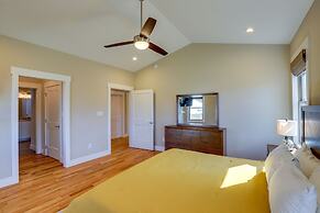 Quiet Weaverville Home w/ Screened-in Porch!