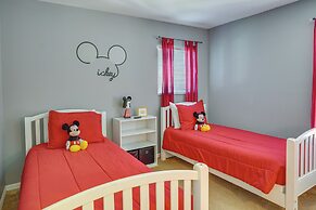 Private Pool: Family Home in Southern Dunes