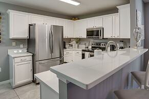 Private Pool: Family Home in Southern Dunes