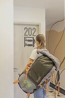 Ventiuna Hotel & Hostel