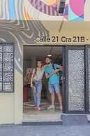 Ventiuna Hotel & Hostel