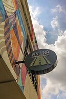 Ventiuna Hotel & Hostel