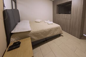 Ventiuna Hotel & Hostel