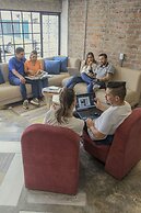 Ventiuna Hotel & Hostel