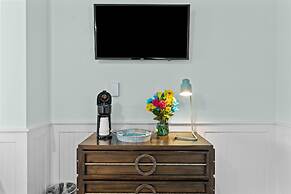 Loggerhead Inn & Suites