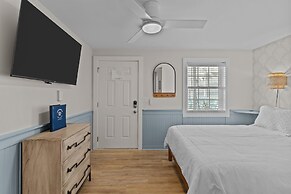 Loggerhead Inn & Suites