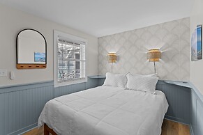 Loggerhead Inn & Suites