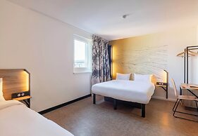 B&B HOTEL Massieux Genay