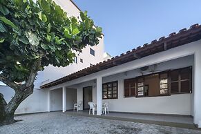 914 - Casa 3 dormitórios para 8 pessoas