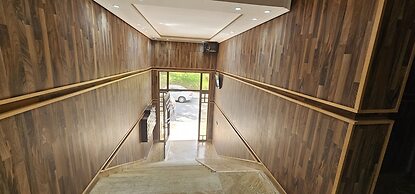 Les Belles Residences F