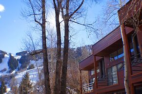 Cooper Street Loft by Snowmass Vacations