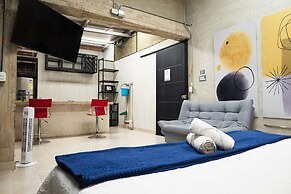 M1145 Loft