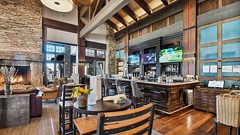 Powder Peak by Avantstay Ski In And Out