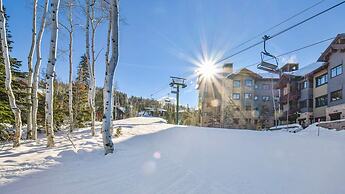 Powder Peak by Avantstay Ski In And Out