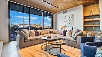 Powder Peak by Avantstay Ski In And Out