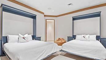 Powder Peak by Avantstay Ski In And Out