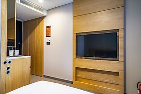 Centum Business Hotel