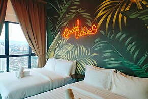 Reizz Residence by Plush