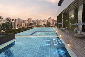 Reizz Residence by Plush