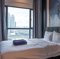 Reizz Residence by Plush