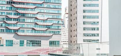 Reizz Residence by Plush