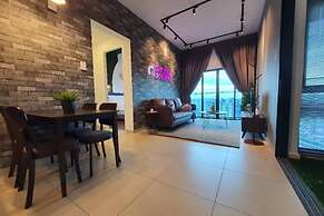 Reizz Residence by Plush