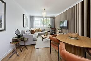 Botanical Bliss Near Kew Gardens by Underthedoormat