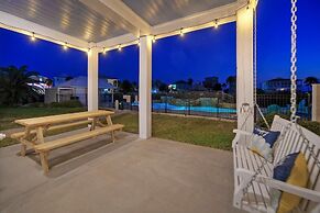 Lost Chancla by Avantstay 5 Min to Beach + Pool