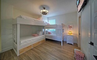 Lost Chancla by Avantstay 5 Min to Beach + Pool