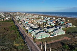 19th Wave by Avantstay Dune Views + Shared Pool