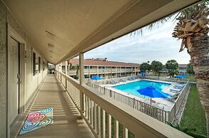 Beach Daze by Avantstay 1 Block to Beach