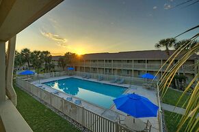 Beach Daze by Avantstay 1 Block to Beach