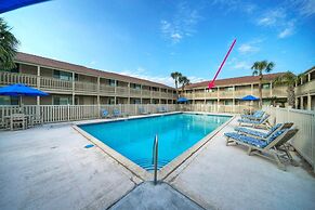 Beach Daze by Avantstay 1 Block to Beach