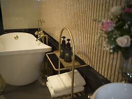 MERPERLE DALAT HOTEL