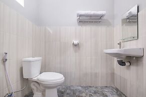 Super OYO 2727 Nareswari Guest House Syariah