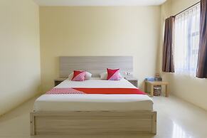 OYO 3343 Sunrise Hotel