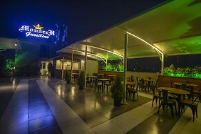 Monarch Guestline Magarpatta