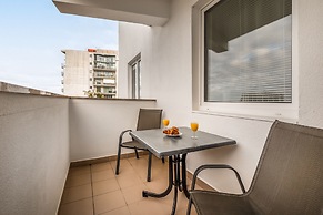 Studio 300 m to the Beach by Renters