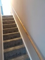 Immaculate 1-bed House in Newtown, Disley