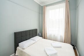 Gloucester Station Gem, 3 Bedroom Oasis