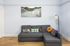 Gloucester Station Gem, 3 Bedroom Oasis